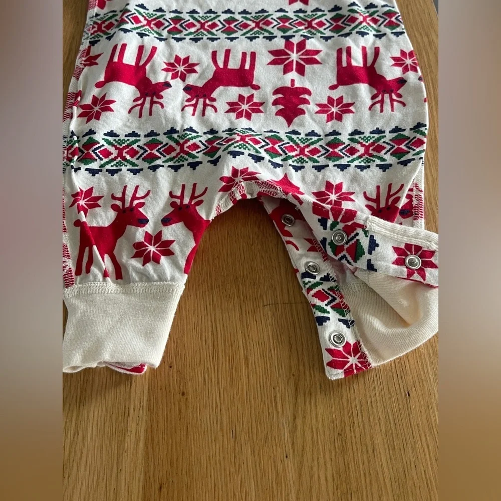 0-3m Hanna Andersson 2 Piece Reindeer Jumper and Red Shirt Baby Set